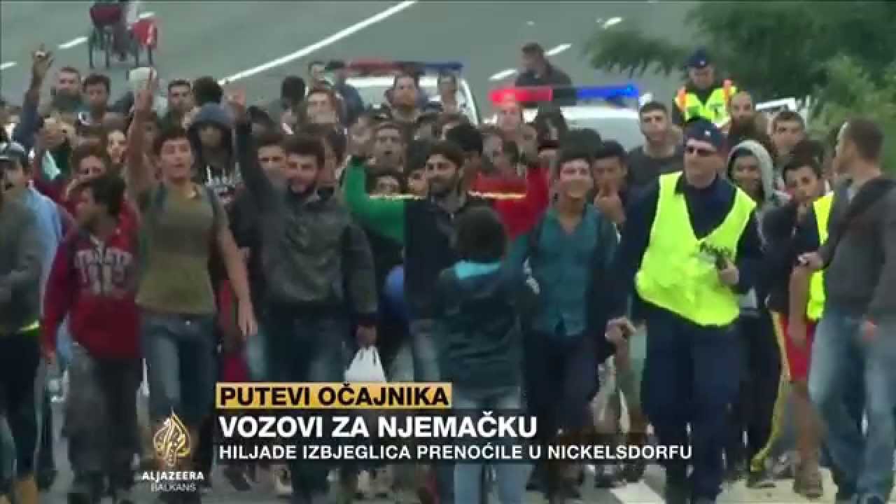 قضى آلاف اللاجئين ليلتهم في نيكلسدورف