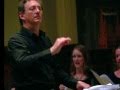 Capture de la vidéo The Tudor Choir Conducted By Peter Phillips Of The Tallis Scholars