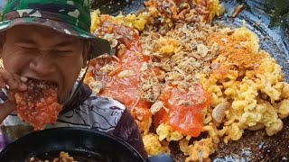 MIE GORENG ASLI RENYAH DAN GURIH #cooking #mukbang #cookingoutdoors