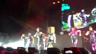 Party rock anthem Guadalajara (live) LMFAO