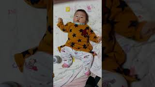[지유사랑 D+280] 20141229 선물 받은 옷 입어보기 01