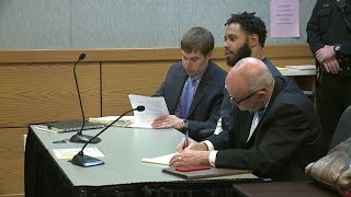 Trial delayed for man accused of killing Racine police officer during bar robbery