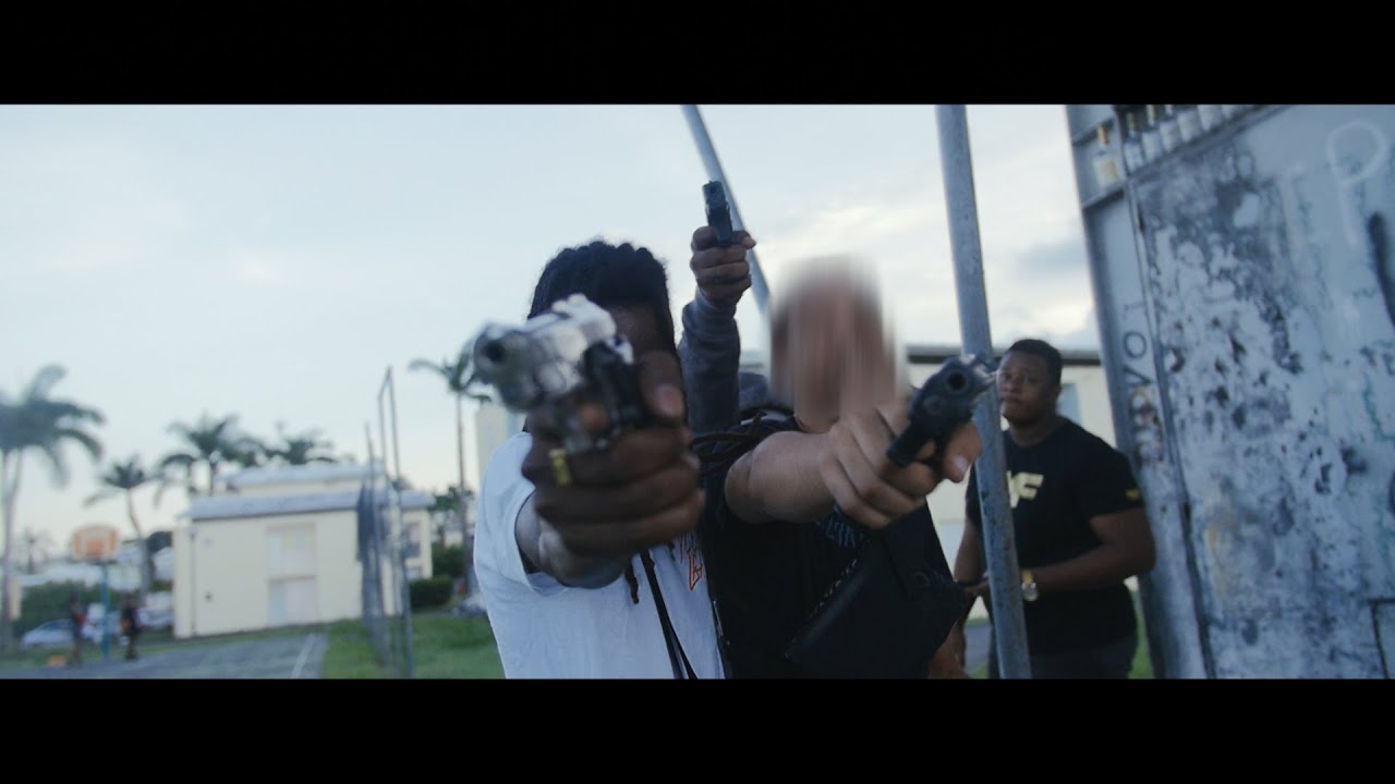 Watch Mahzoe - Charbon (Clip Officiel) on YouTube Watch Mahzoe - Charbon (Clip Officiel) on YouTube