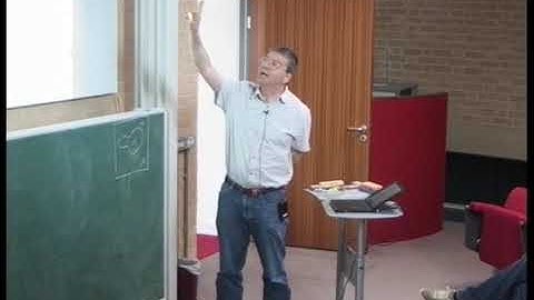 | Phase separation kinetics of active particles