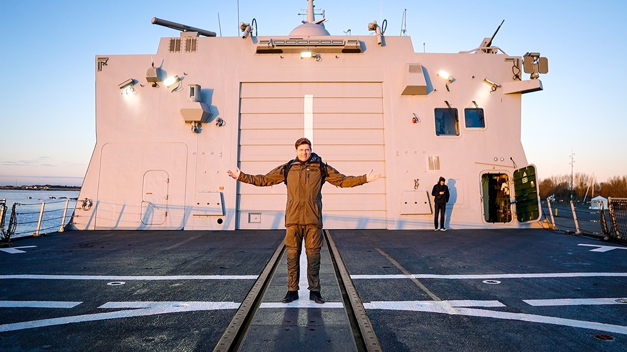 На борту СОВЕРШЕННО НОВОГО! Компактного фрегата