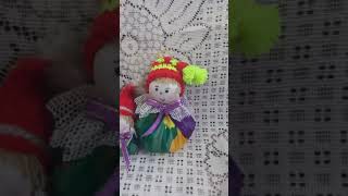 Making baby dolls out of cloth and wool.عمل دمى للاطفال من بقايا اقمشة وصوف