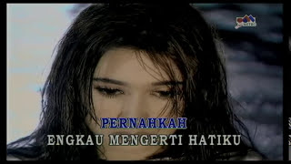 Nafa Urbach - Hati Yang Rindu (Official Music Video)