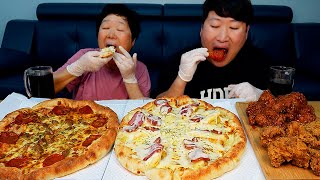 🍕Любимая пицца матери и 🍗Любимая курица сына — кулинарное шоу Мукбанг