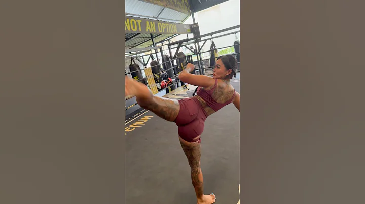 Come to train with us 🥊🇹🇭 #muaythai #boxing #kickboxing #thailand #shorts