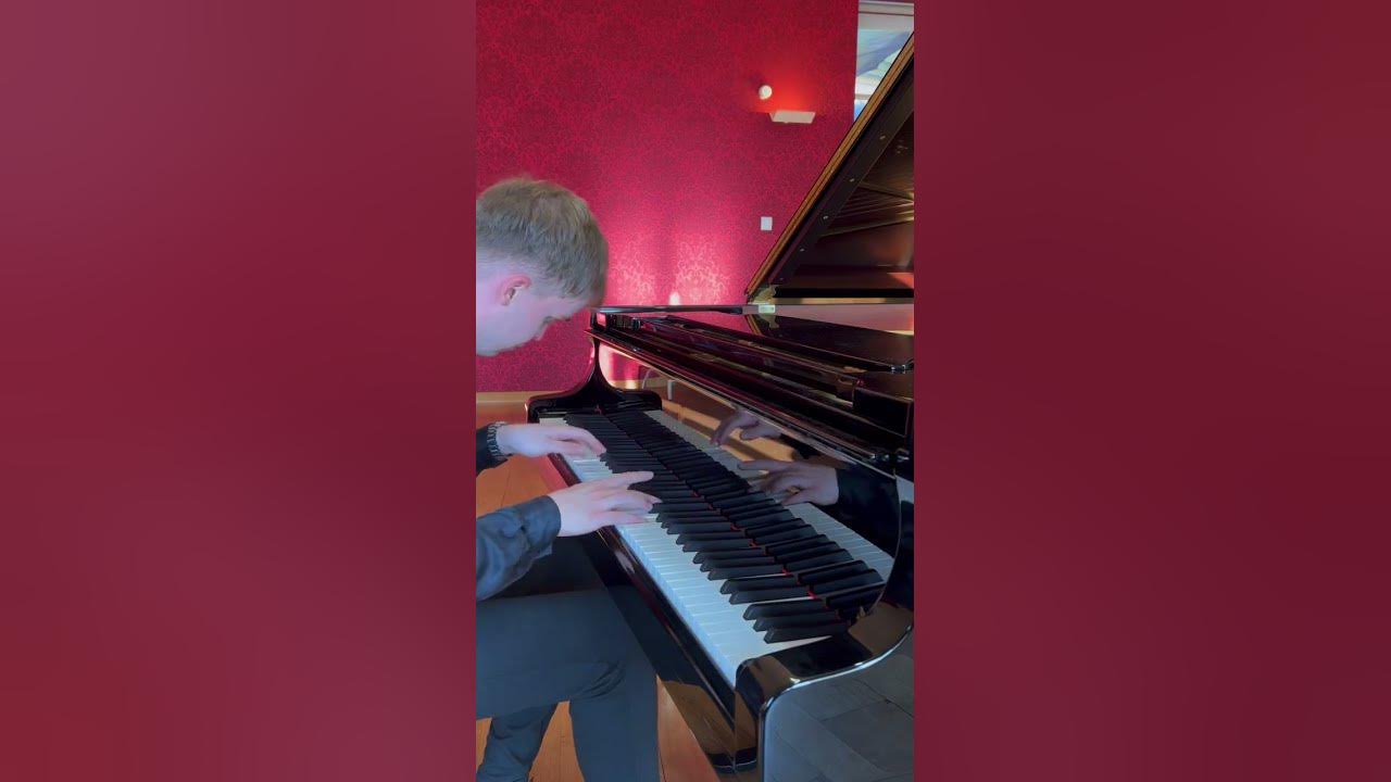 I'm back...🎹by:@Levi.Schechtmann  #baroque  #music #musician #musicians #eminem #pianist #pianocover
