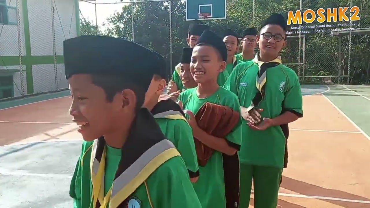 HIKING  - SANTRI BARU ANGKATAN 9 PONTREN HUSNUL KHOTIMAH 2 KUNINGAN  PADA MOSHK2  T.P 2023/2024