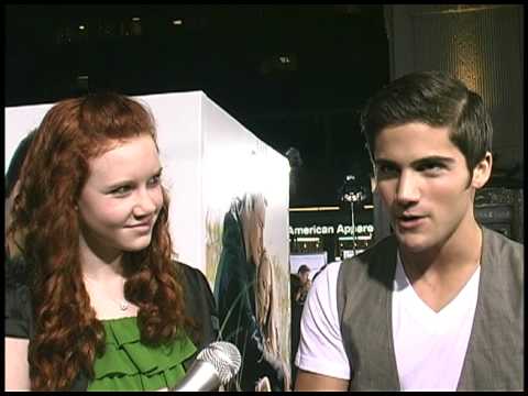 Madisen Beaty and Max Ehrich talk about The Pregnancy Pact!