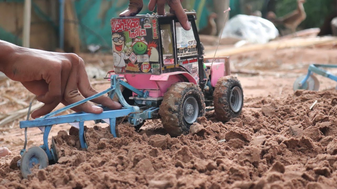 โมเดลรถไถ!!ไถสวนพานสามทำเอง!!!!เตรียมปลูกมัน!!!