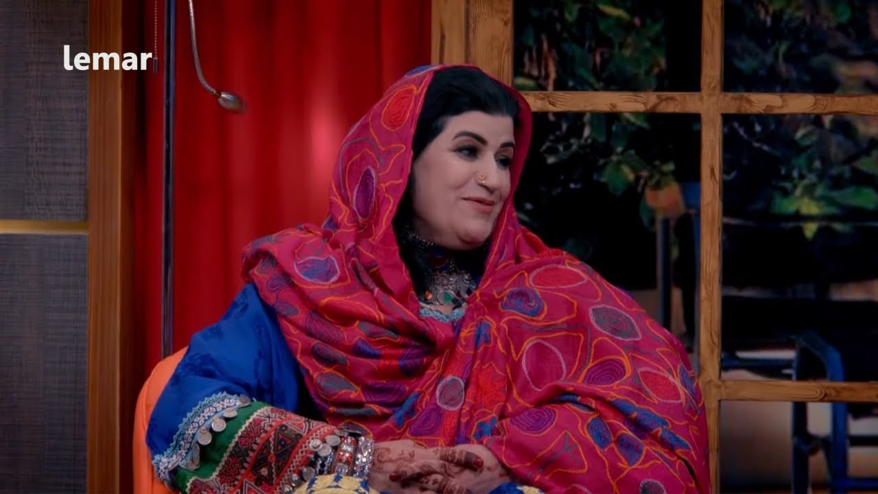 د خندا شپه -  د خپرونی میلمه قندی کوچی سندرغاړې دی