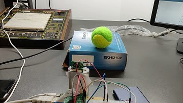 BALL FOLLOWING ROBOT(by image processing)