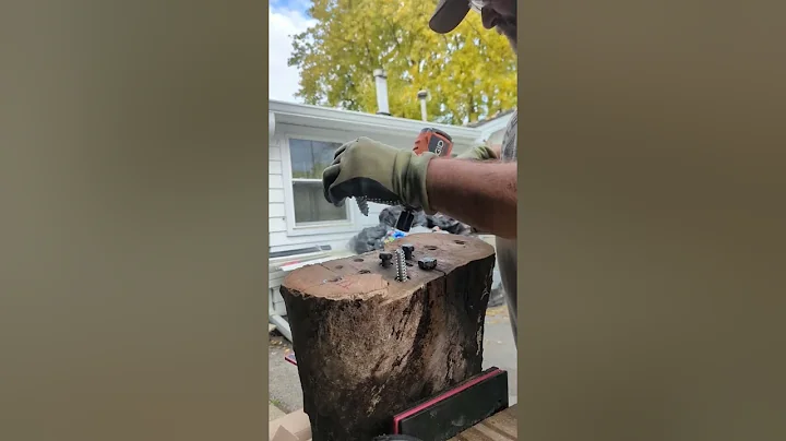 RIDGID HIGH TQ IMPACT WRENCH with 8 AMP EXP vs HARBOR FREIGHT HERCULES ULTRA TORQUE GEN2 w 8@21700