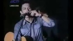 Iwan Fals ft Ariel Peterpan - Yang Terdalam [KEREN Banget SWERR!!] Live  - Durasi: 7:27. 