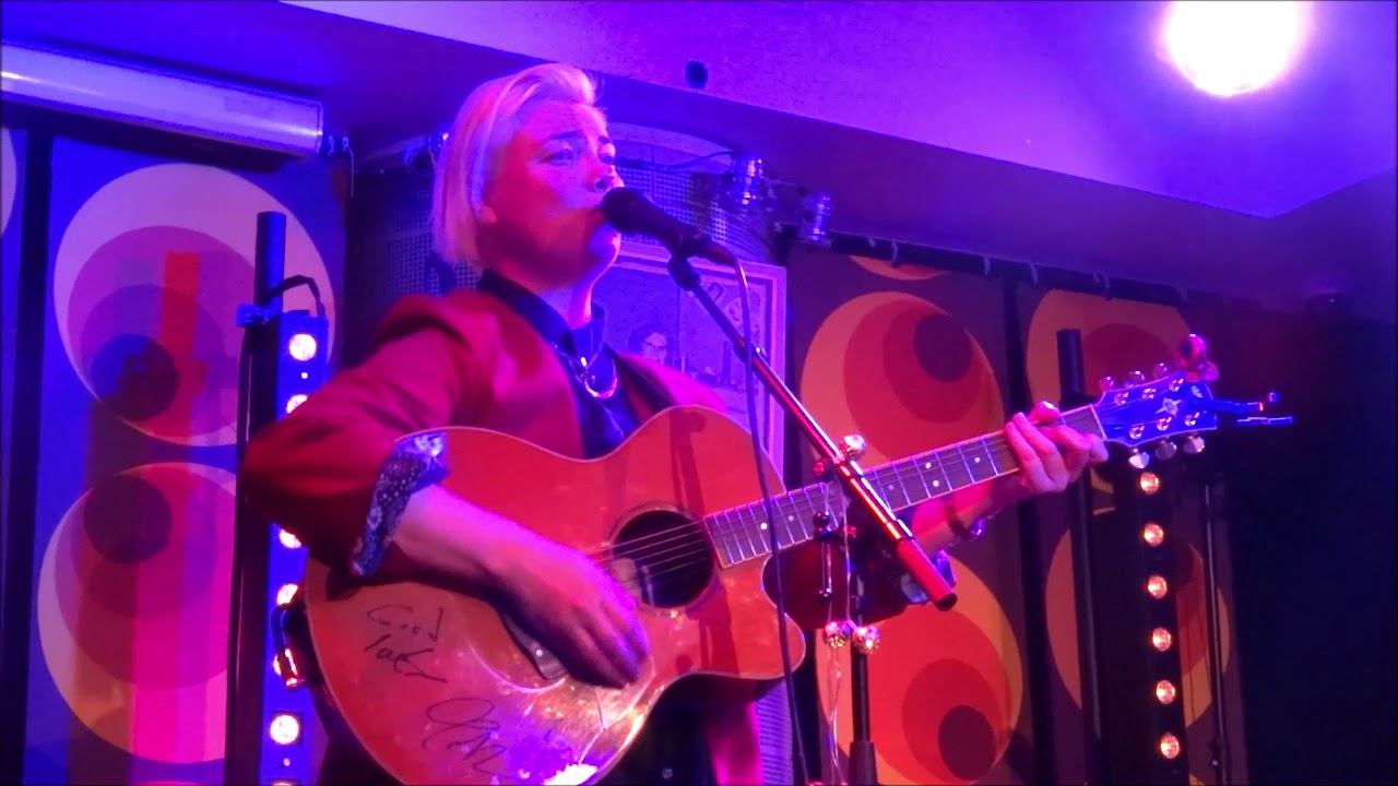Guarda Kal Lavelle - Berlin @ Vin's Night In - h Club, London 13/04/19 su YouTube Guarda Kal Lavelle - Berlin @ Vin's Night In - h Club, London 13/04/19 su YouTube