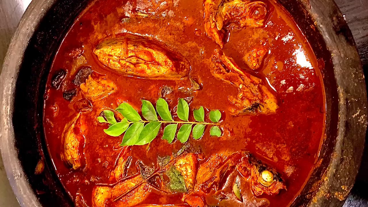 നല്ല നാടൻ മീൻ മുളകിട്ടത് Kerala Style Fish Mulakittat Tilapia Fish Curry 😋 YouTube