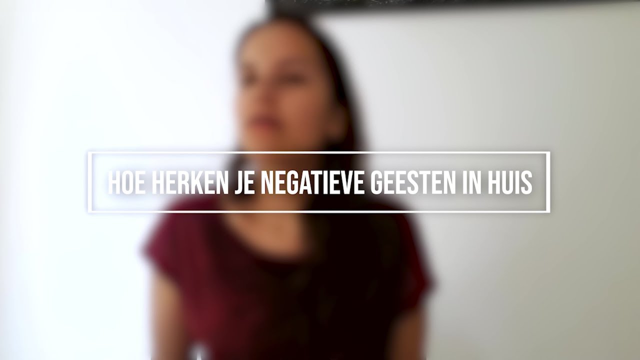 Hoe herken je negatieve geesten in huis? Medium legt uit YouTube