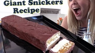 Subscribe: http://bit.ly/h2cthat recipe:
http://www.howtocookthat.net/public_html/tag/giant-snickers-recipe/
how to cook that channel: http://goo.gl/uoori ❤️...