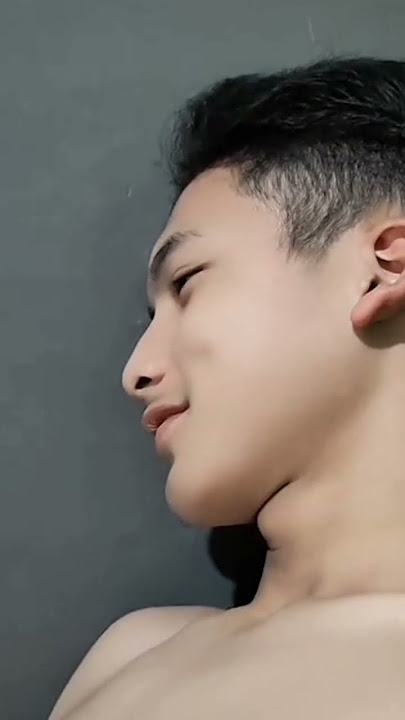 calon konsumen pijat perut brondong ini ganteng banget ya#message#shorts