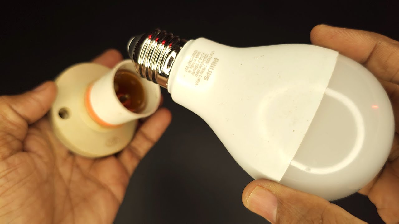How To Fit E27 Bulb In B22 Holder YouTube How To Fit E27 Bulb In B22 Holder YouTube