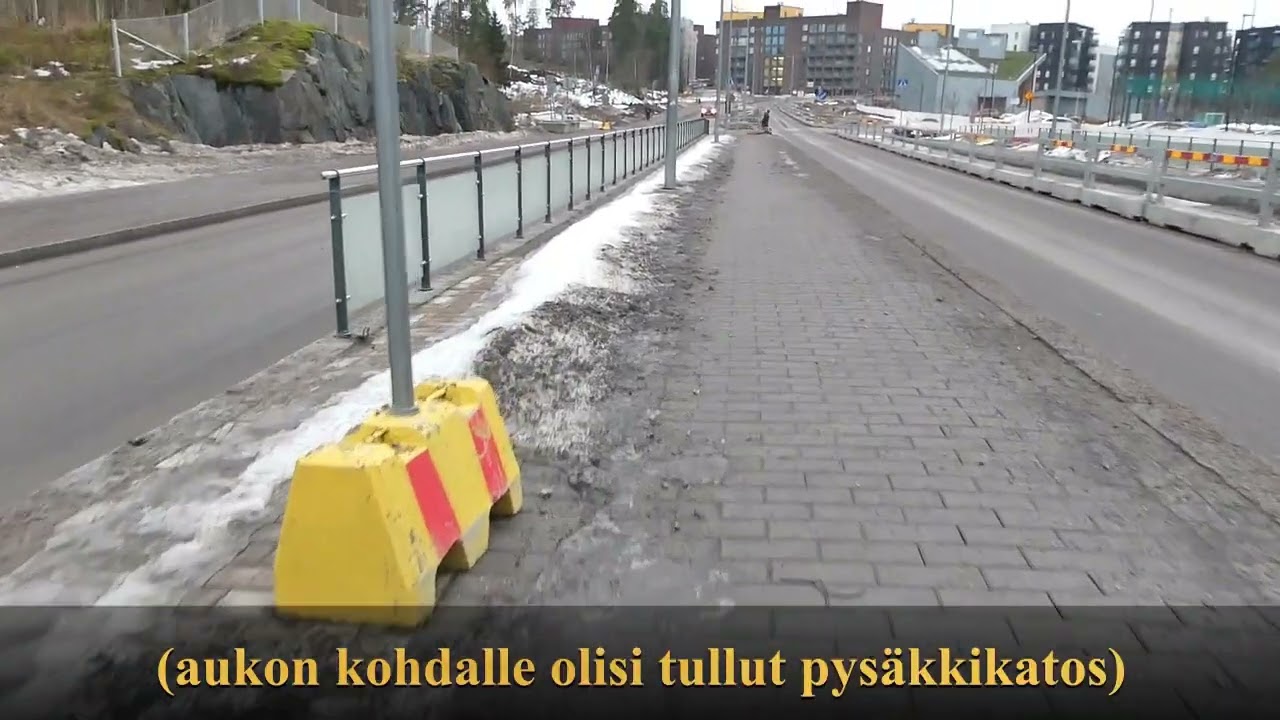 Turhaan rakennettu raitiovaunupysäkki Kruunuvuorenrannassa