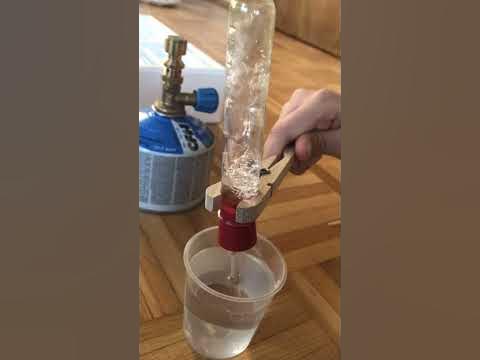 Wasserdampf zieht sich spektakulär zusammen... YouTube