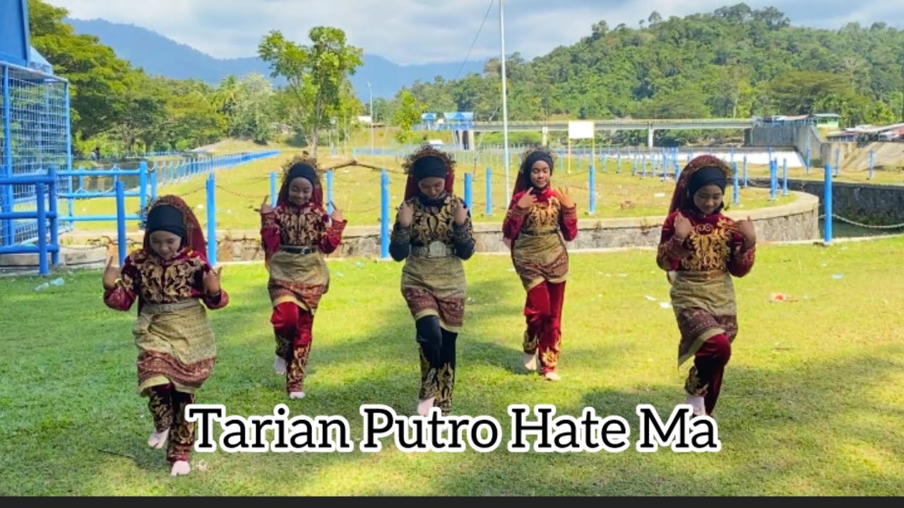 Tarian Putro Hate Ma Oleh Putrojeumpa 💃🔥 (Safira Amalia) 