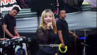 KERAMAT - ANGGRI SANJAYA || LARVA STUDIO.