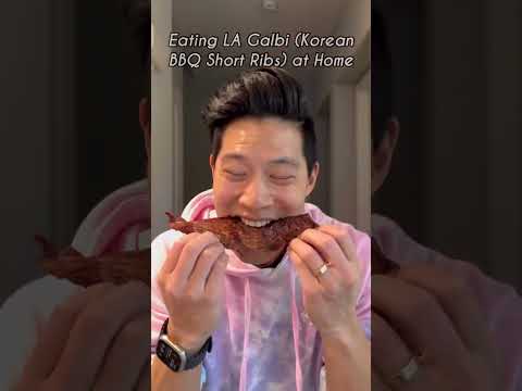 Eating LA Galbi Korean BBQ Short Ribs At Home Hungryfam Eatwithme Foodlovers Foodies