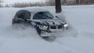 BMW X5 G05 i40 Test Drive in the SNOW