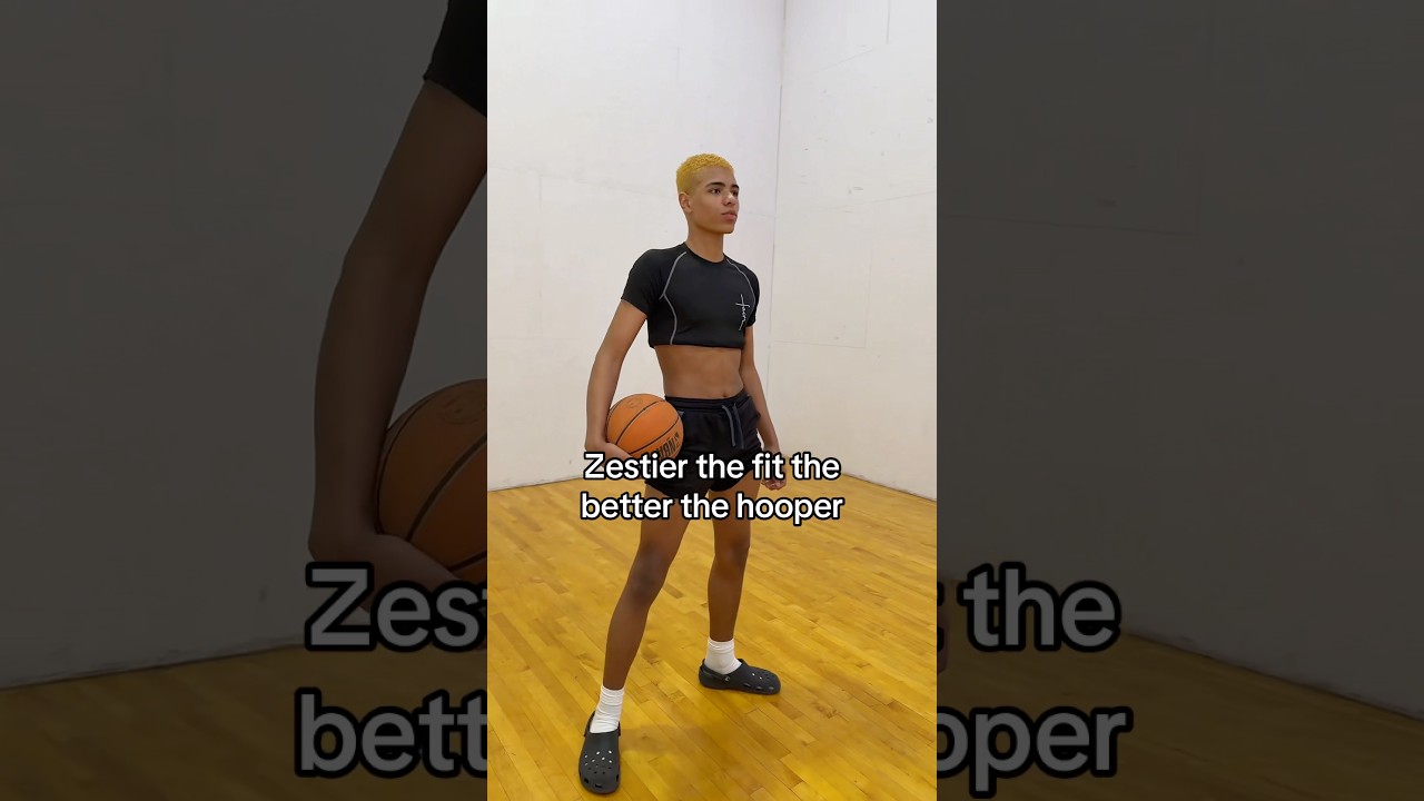 Never 1v1 someone In a tank top 😭🙏 #shorts #funny #xiomar