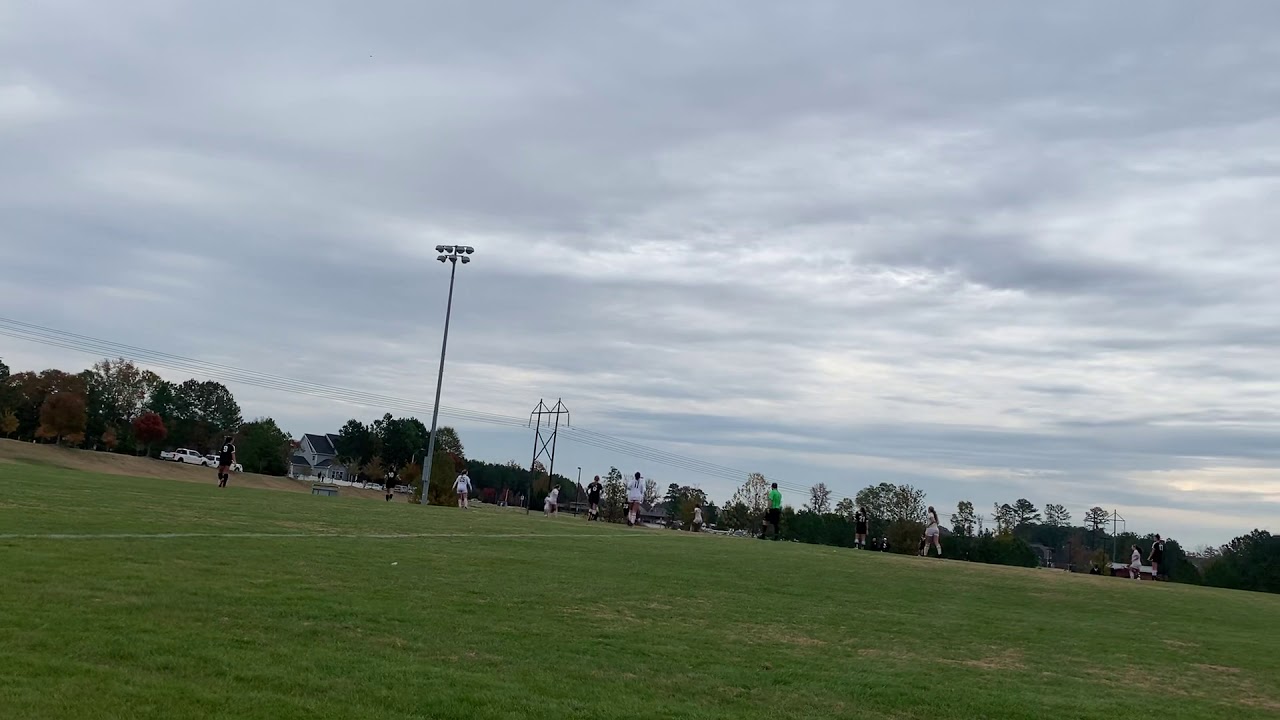 Carly Cole scores at Raleigh Showcase