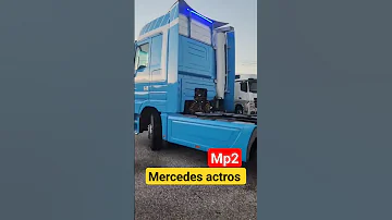 أنها المرسيدس الاكتروس أنها العظمة بلون البحر 