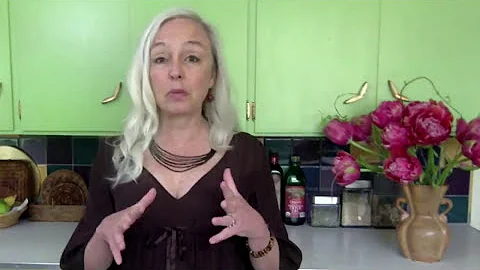 Review of Brighton West / DIY Video Studio Consult...