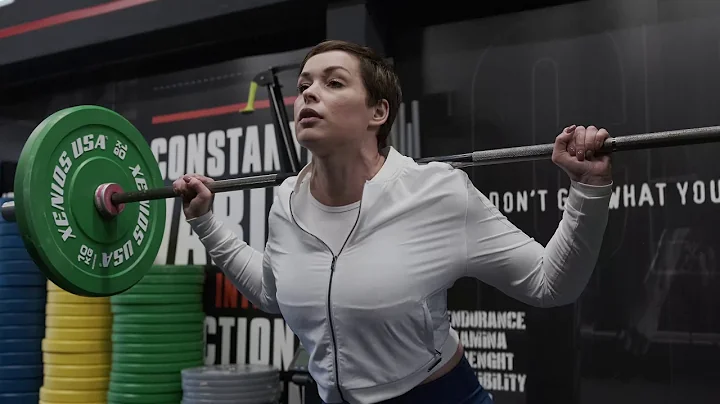 Jennifer - Training video [4K FUJIFILM GFX100]