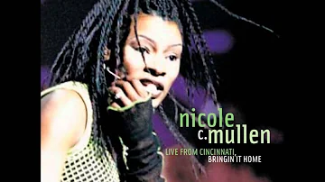 Nicole C. Mullen- O Come All Ye Faithful/Outro (Live)