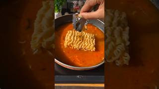 Easy Maggi Recipe 😊🤤🤤 Home cooking Try This Maggie At Your House #vegmaggi #trending #manchowsoup