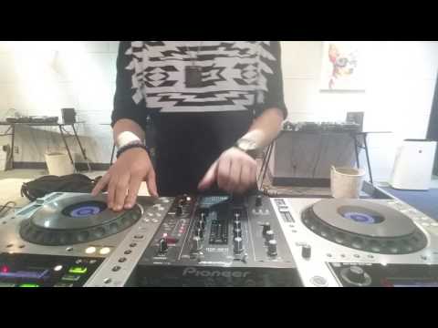 Dj Waka ブルゾンちえみさんのネタでスクラッチしてみました 1 Cdj Youtube