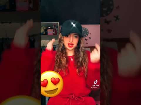 رنو بلبس الاحمر على اغنية مليش بعدك