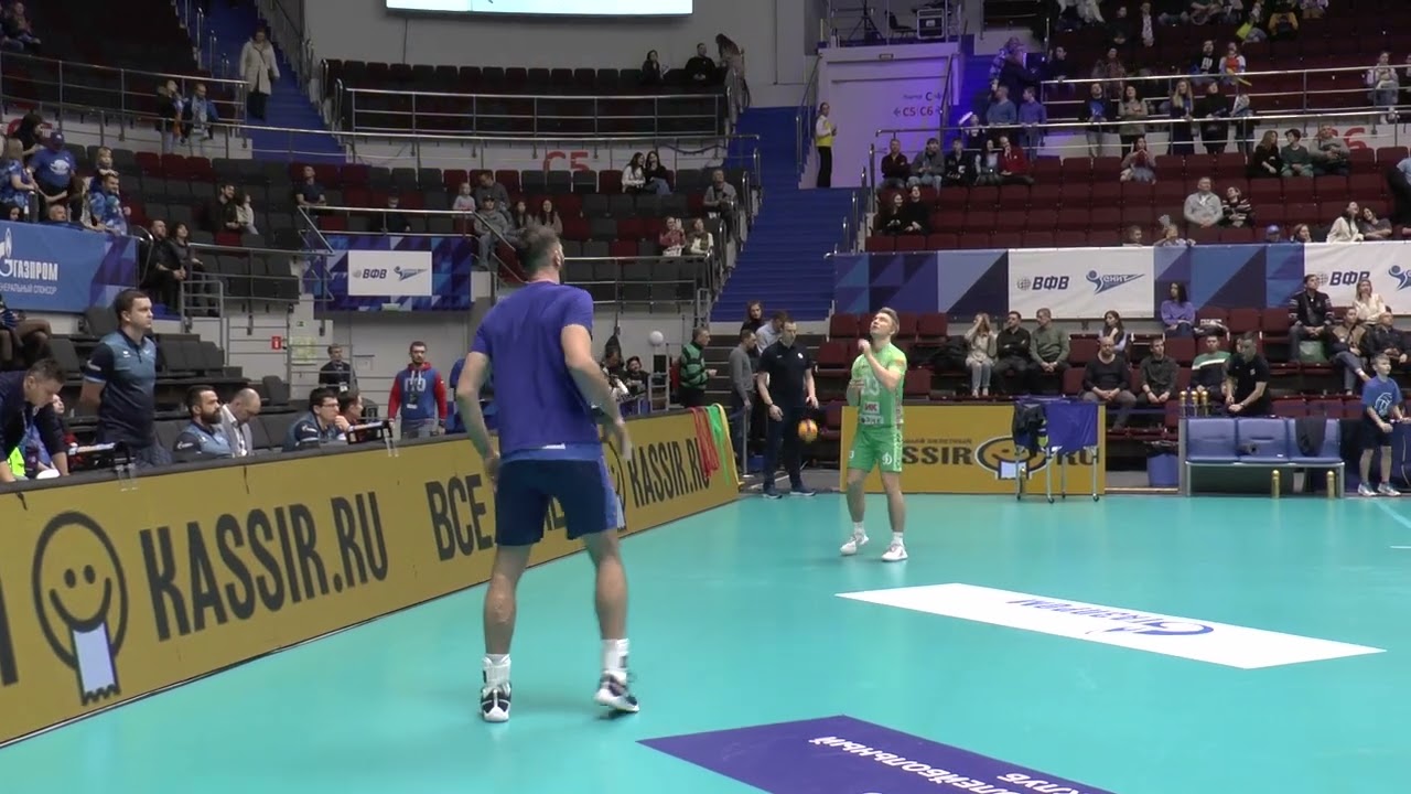 Волейбол. Защита vs нападения. Лаури Керминен и Цветан Соколов