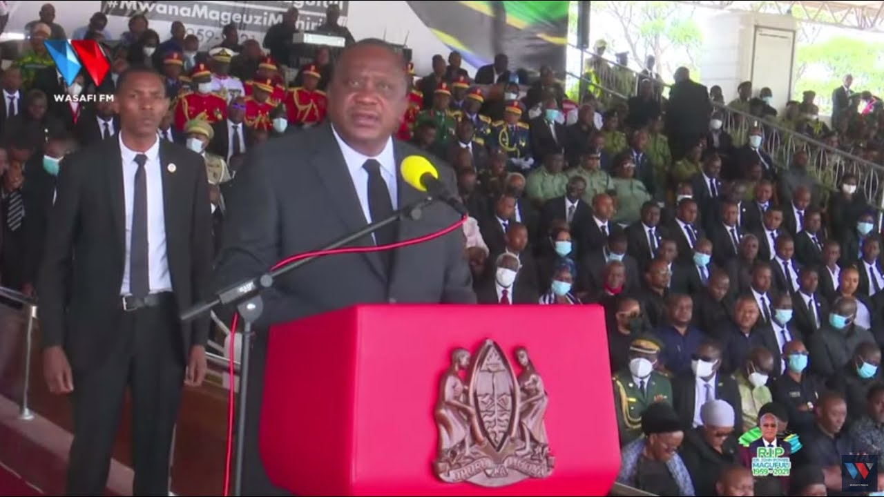 RAIS UHURU KENYATTA ASIMAMISHA HOTUBA KUPISHA ADHANA