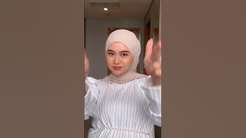 hijaber gak mau kalah heboh‼️ joget viral 2024 #shorts #joget #cantik #trending