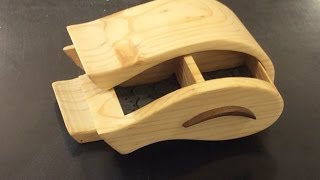 How to make a band saw box. Inspired by the book "Building Beautiful Boxes With Your Band Saw", by Lois Keener Ventura Plans 