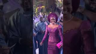 Naira Money Rain On Nigerian Beautiful Yoruba Bride  Her Traditional Wedding Party 