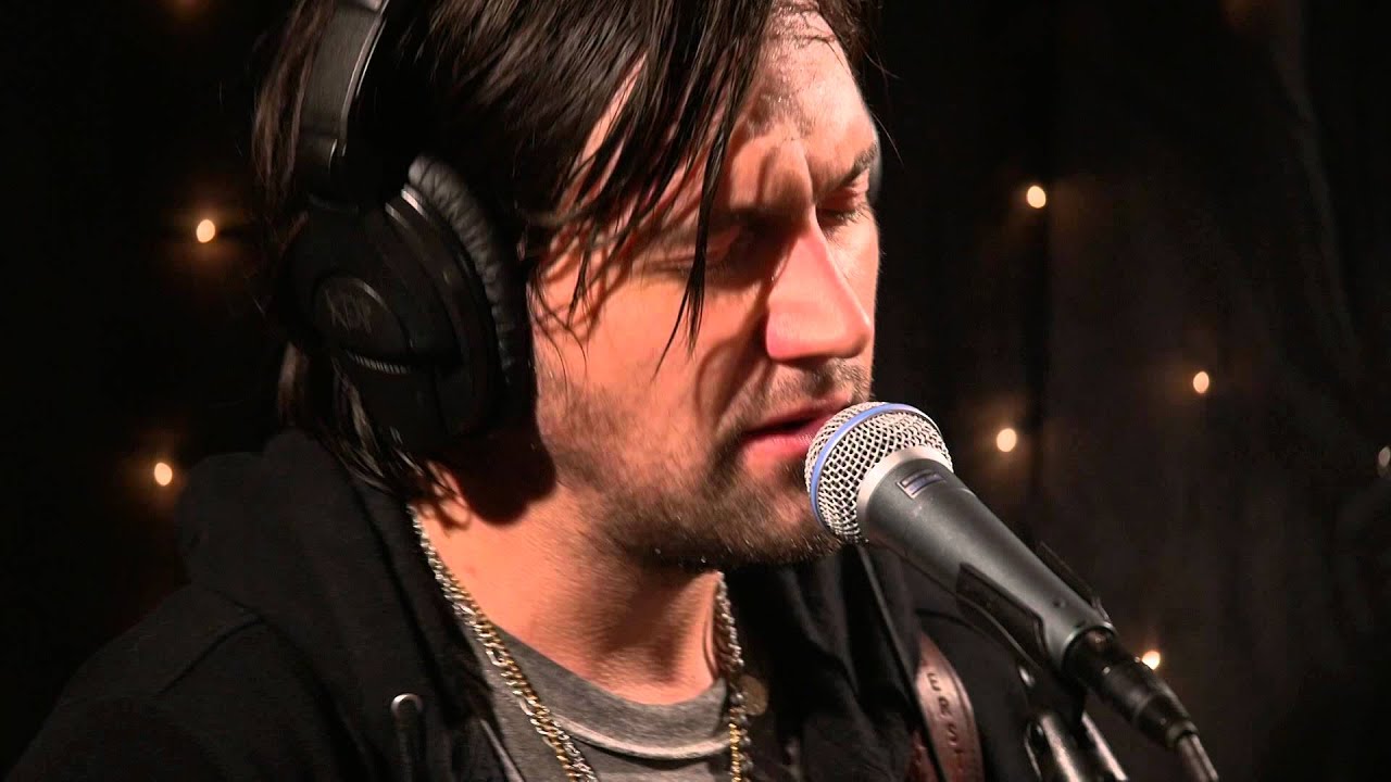 Conor Oberst - We Are Nowhere And It's Now (Live on KEXP) acordes