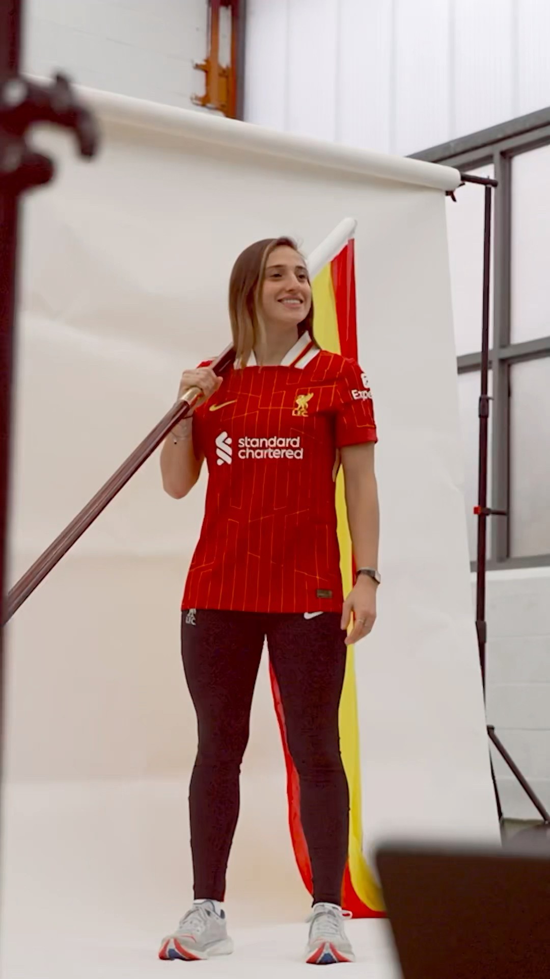 Alejandra Bernabe joins LFC women