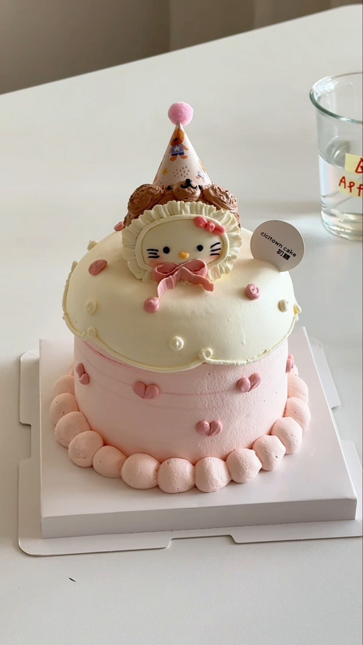 The whole process of making the super cute bear Kity cake is shared~ Can anyone really refuse such a